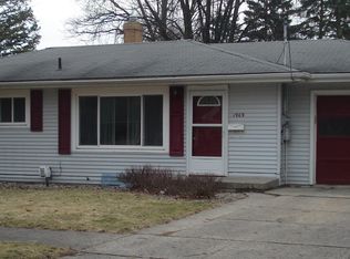 1909 Oxford St, Saginaw, MI 48602