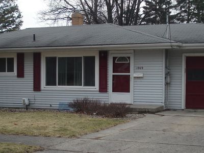 1909 Oxford St, Saginaw, MI, 48602