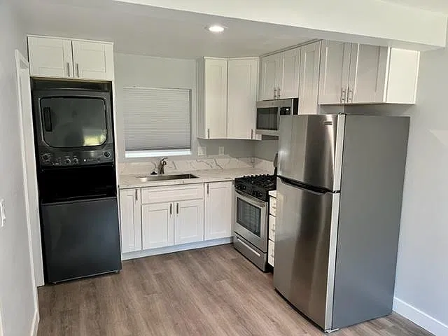 4636 North Ave