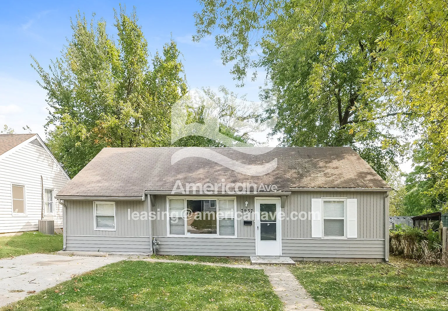 4 bed, 1.0 bath, 1481 sqft, $1,234 — Photo 2