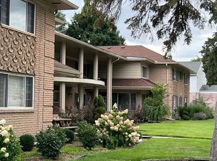 2375 Walton Blvd UNIT 8, Rochester Hills, MI 48309