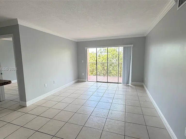 15221 SW 80th St #406 — Photo 3