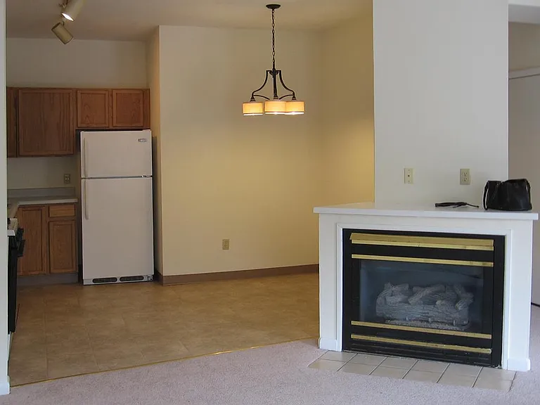 Eastgate Apartments — Photo 16