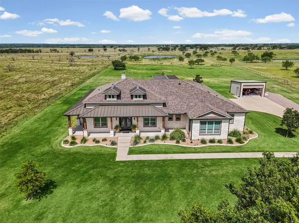 511 Alsdorf Rd, Ennis, TX 75119
