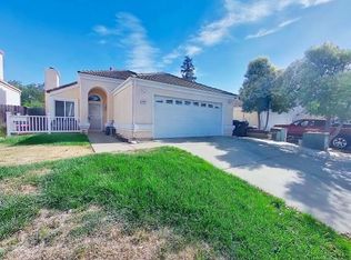 8858 Lemas Rd, Sacramento, CA 95828