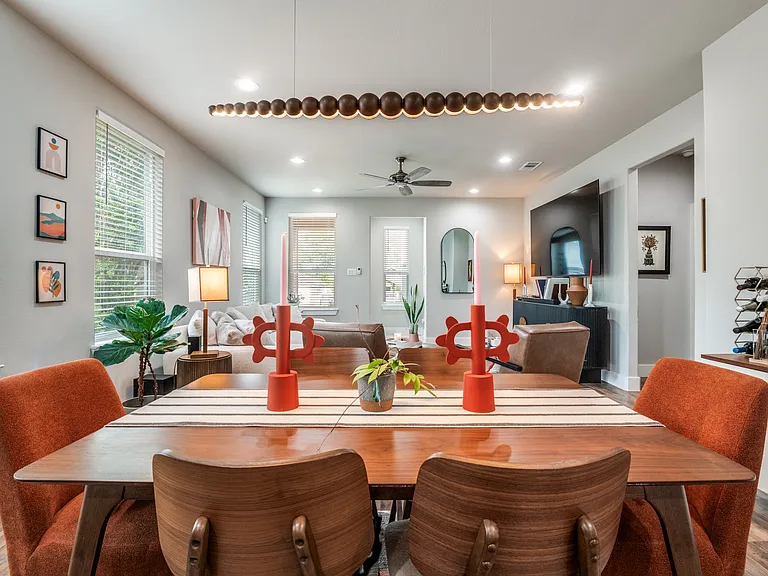 2123 Ramsey Ave — Photo 13