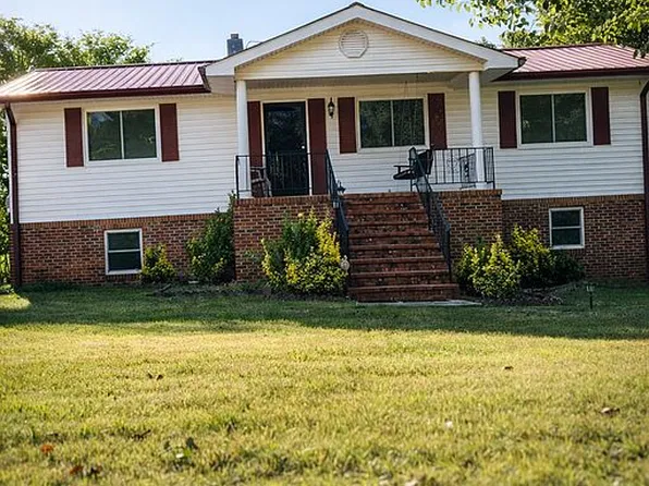 74 Hanshaw Dr, Rock Spring, GA 30739