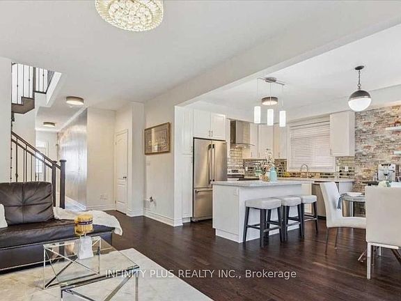 3rd image of 129 Lionhead Golf Club Rd