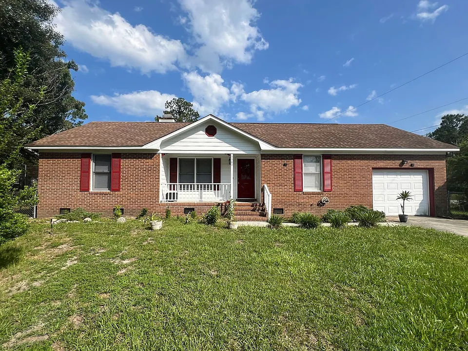 5300 Dandelion Dr
