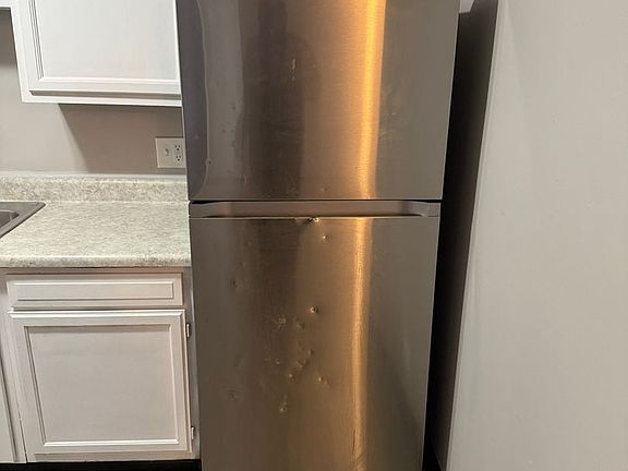 5th image of 3121-3153 W Madison St #3054-101