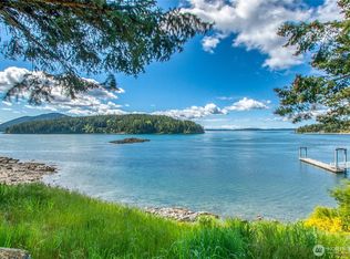 202 Avilion Pl, Olga, WA 98279