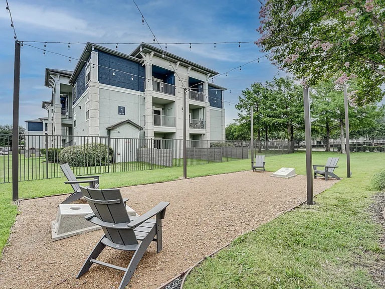 Highland Luxury Living — Photo 25