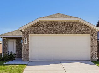 1714 Crossbill St, Forney, TX 75126