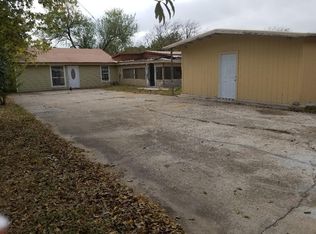 210 Spring Branch Dr, Red Oak, TX 75154