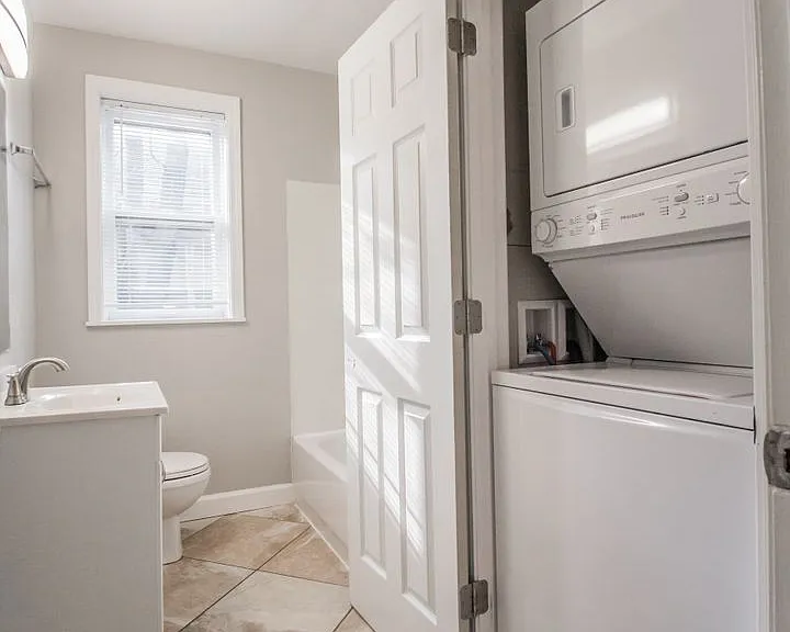 (851) 7260 Dartmouth — Photo 11