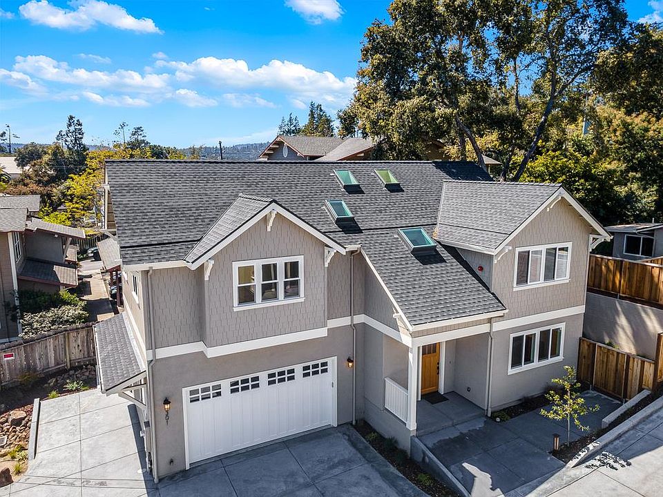 1st image of 301 Coastal Oak Ct