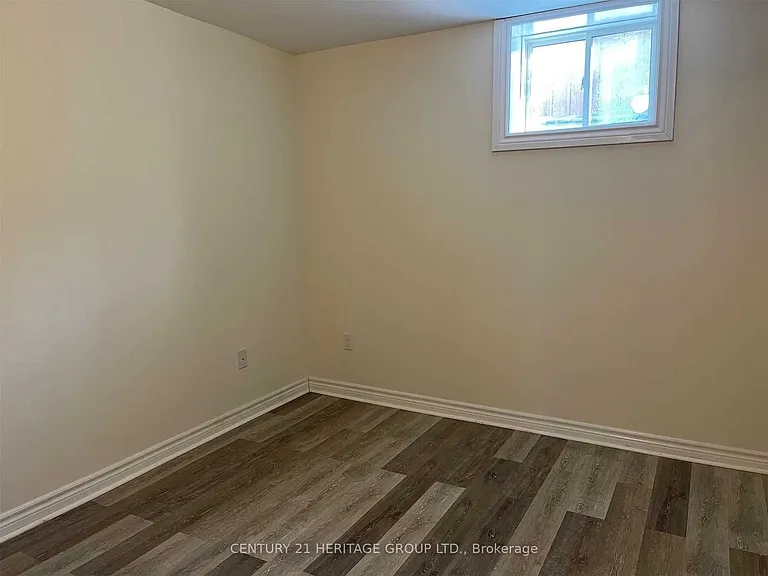 41 Graham St #LOWER — Photo 7