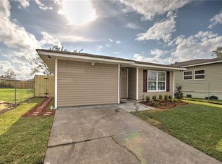 7570 Elmdale Rd, New Orleans, LA 70127