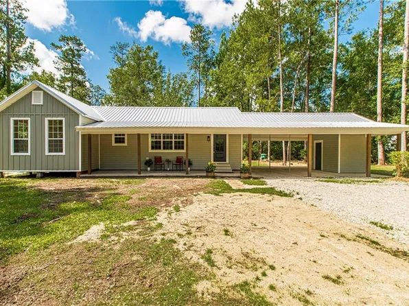 1336 Borgne Ave, Bogalusa, LA 70427