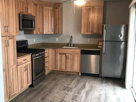 3rd image of 238 San Lorenzo Blvd #5