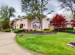 9870 Hobart Rd, Waite Hill, OH 44094