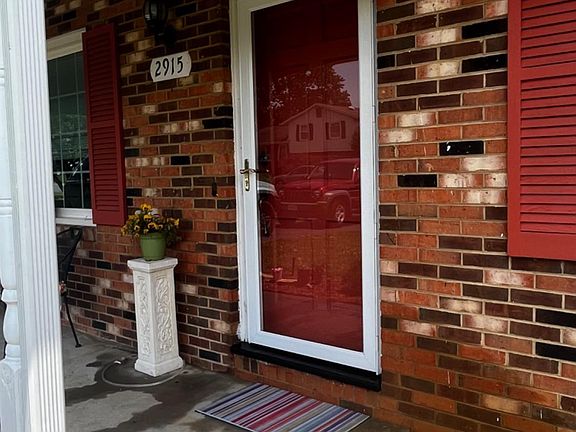 5th image of 2915 Tully Dr
