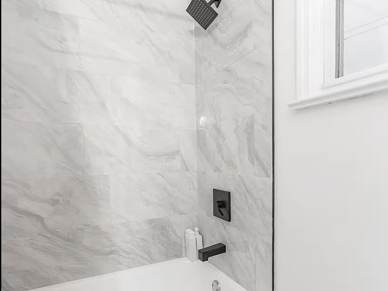 166 Elm St #1L — Photo 7