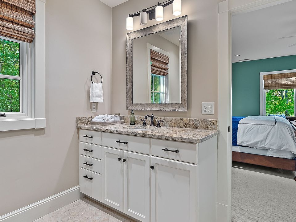 49th image of 415 Summer Breeze Dr