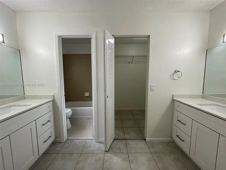 12370 SW 52nd Pl — Photo 34