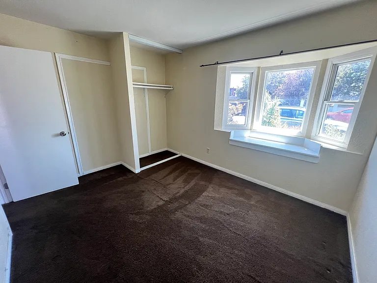 8024 Flanders Dr — Photo 3