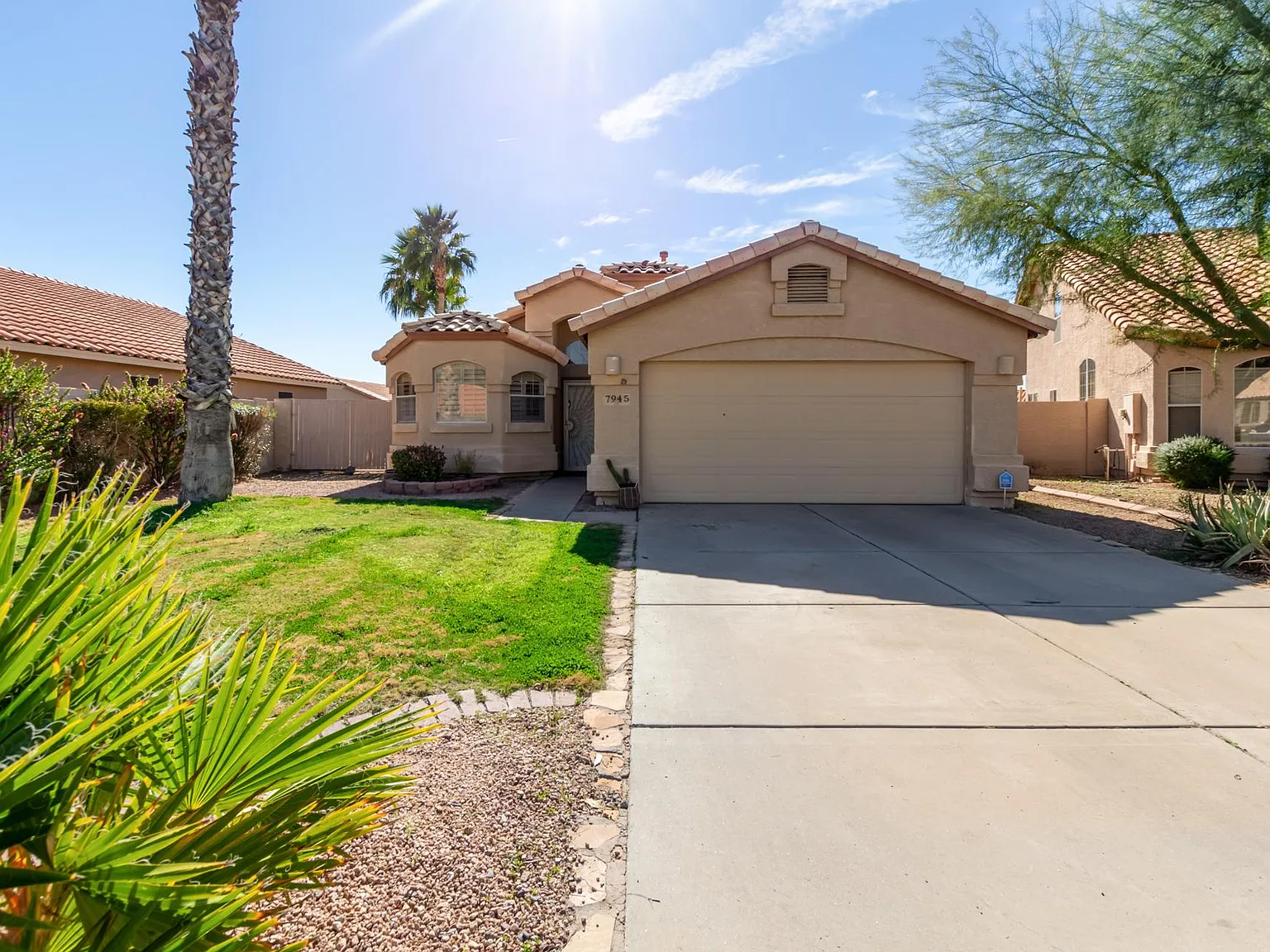 3 bed, 1537 sqft, $2,400 — Photo 3