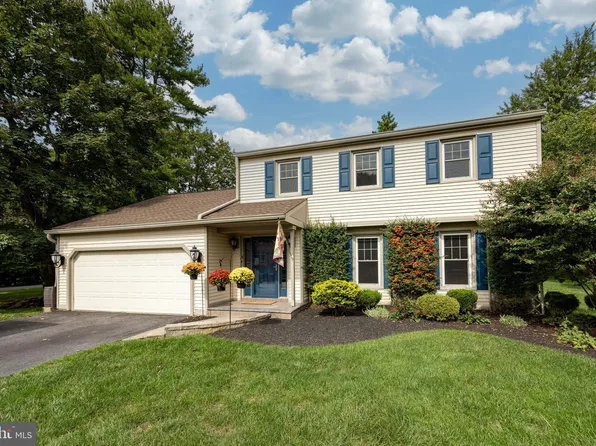 809 Amelia Dr, West Chester, PA 19382