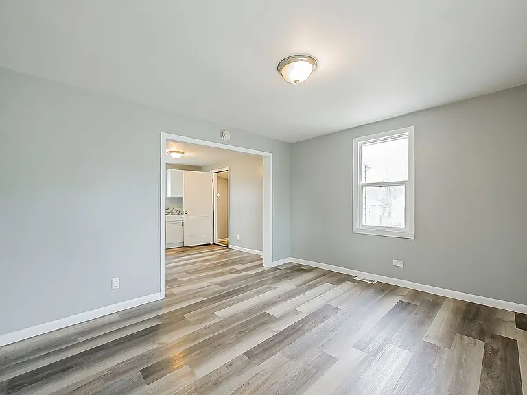 750 Scottwood St — Photo 4