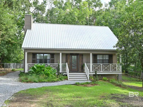 615 Morphy Ave, Fairhope, AL 36532