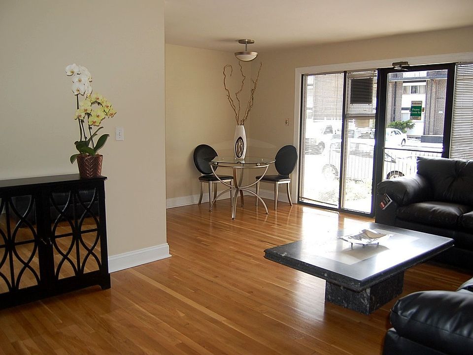 1st image of 10114 Old Orchard Ct APT 3B
