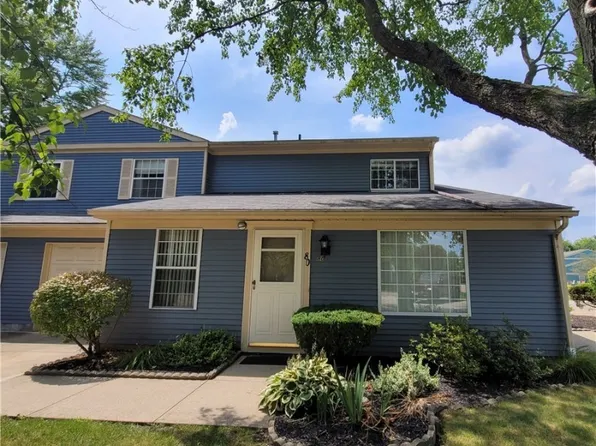 80 Privet Ln, Northfield, OH 44067