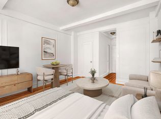 208 W 23rd St APT 402, New York, NY 10011