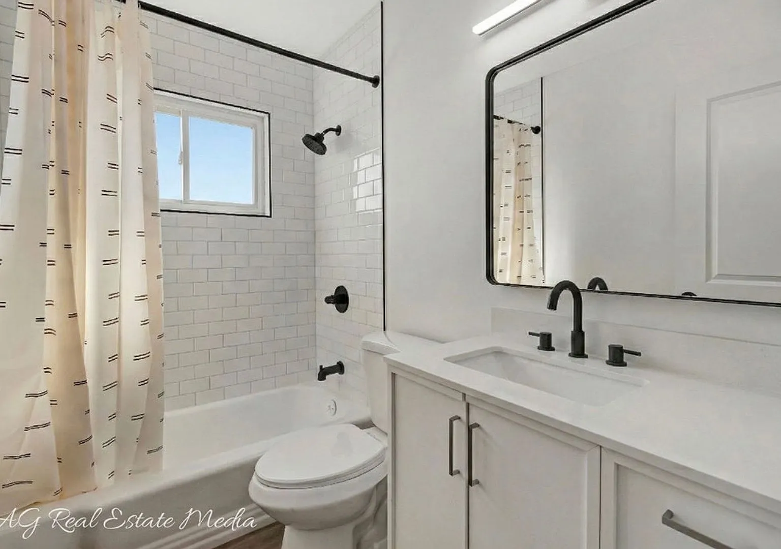 Renovated Ranch in Monroe — Photo 4