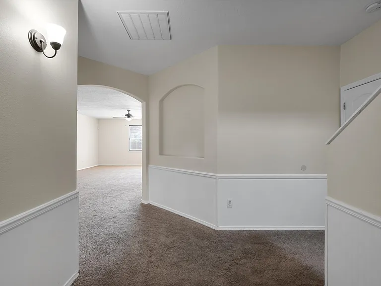 9319 Battle Creek St NW — Photo 3