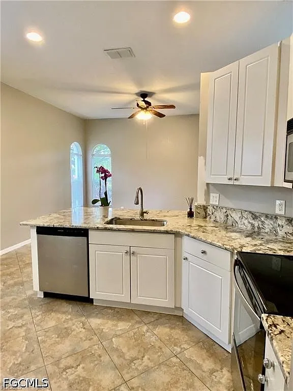 3 bed, 2.5 bath, 1847 sqft, $2,600 — Photo 4