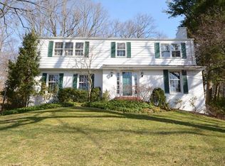 533 Guyasuta Rd, Pittsburgh, PA 15215