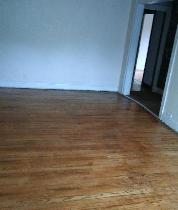 1st image of 2621 N Bartlett Ave