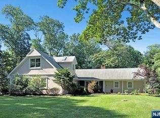 151 Donnybrook Dr, Allendale, NJ 07401