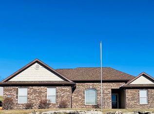 4310 Zoe Ln, Columbia, MO 65201