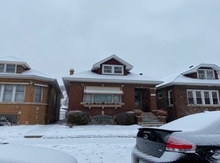 5248 W Nelson St, Chicago, IL 60641