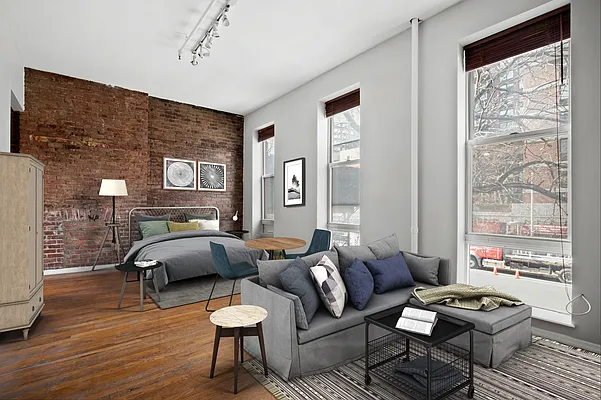 Rented by Cooper & Cooper Real Estate | media 7