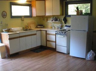 20 Willow Crest Dr, Hamden, CT 06518