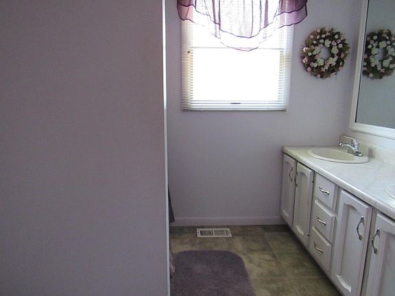 5th image of 14098 N Grand Lake Hwy