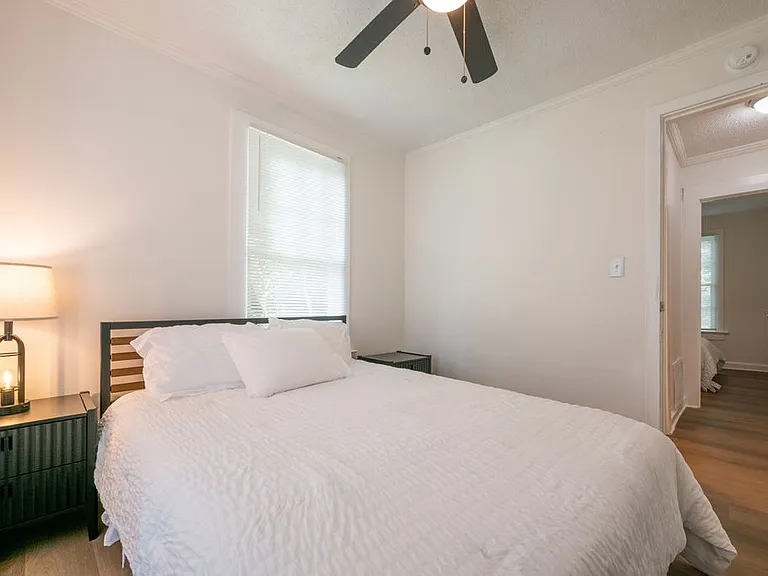 1177 Morley Ave SE — Photo 31
