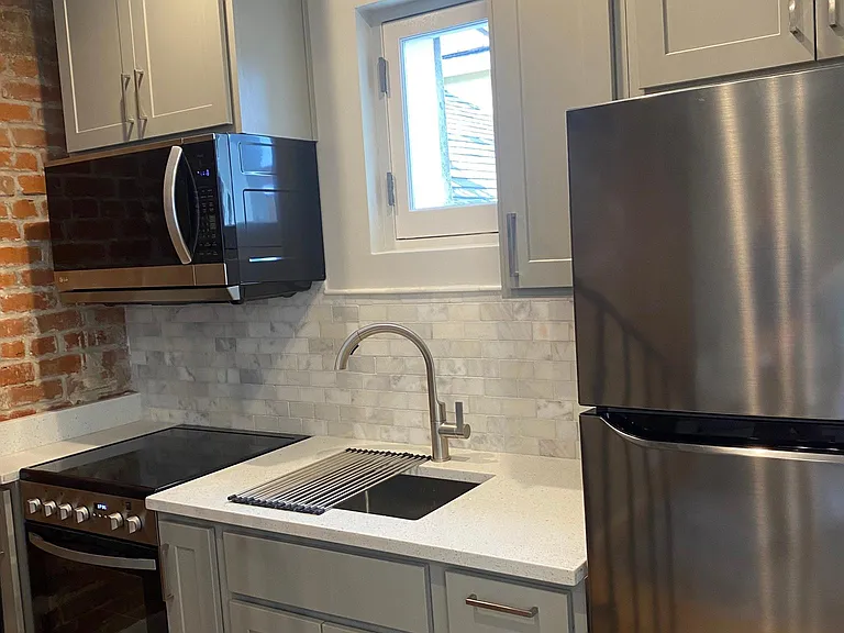937 Dumaine St #202 — Photo 7